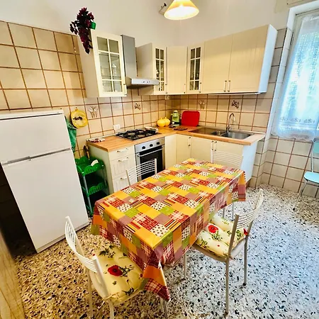 شقة Triestina House